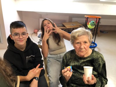 1ère rencontre intergénérationnelle 30 10 25