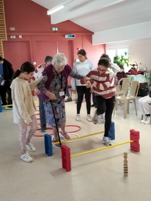 1ère rencontre intergénérationnelle 30 10 25